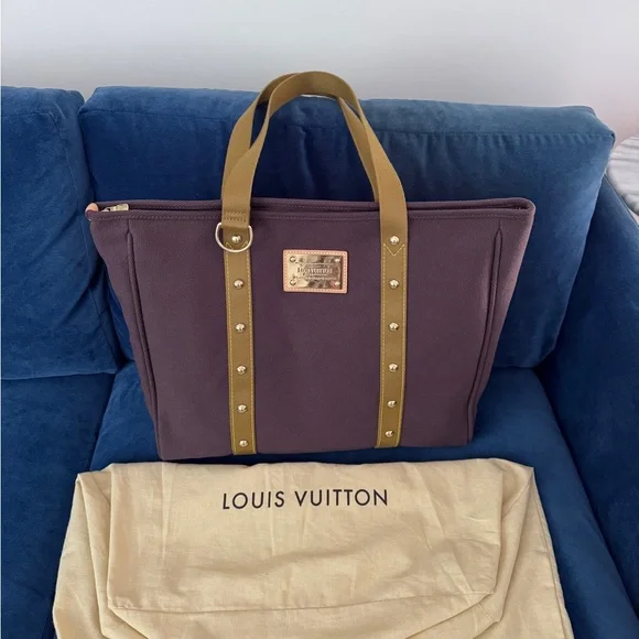 Louis Vuitton LV Cup‎ Antigua Cabas
GM Tote Bag Brown Khaki - Picture 4 of 13